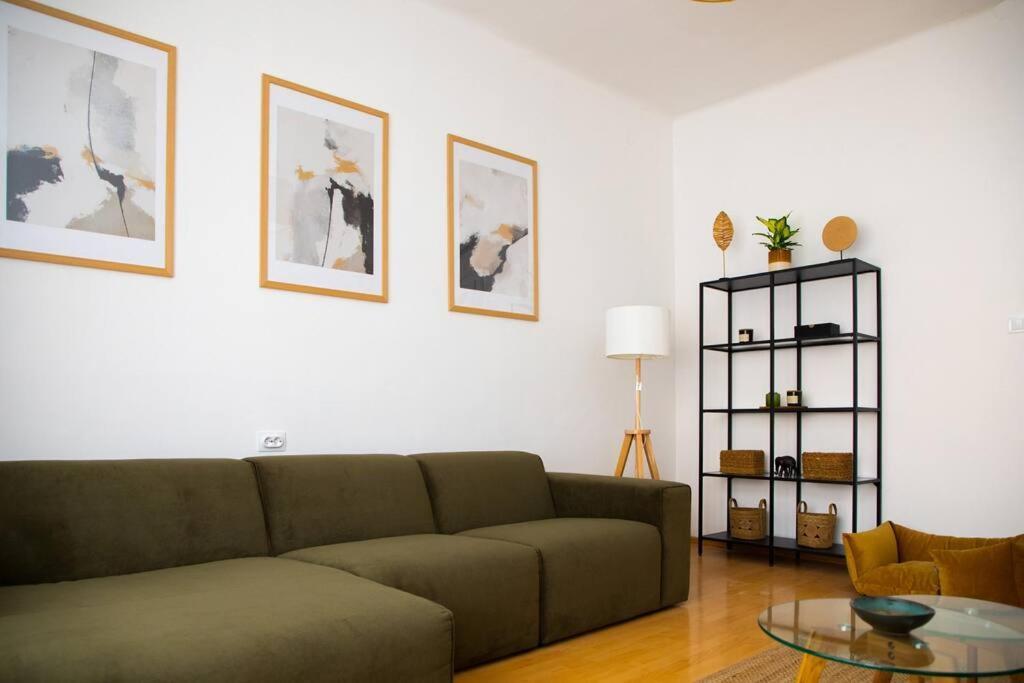 Brand New City Center Apartment Nostalgija Split Eksteriør billede