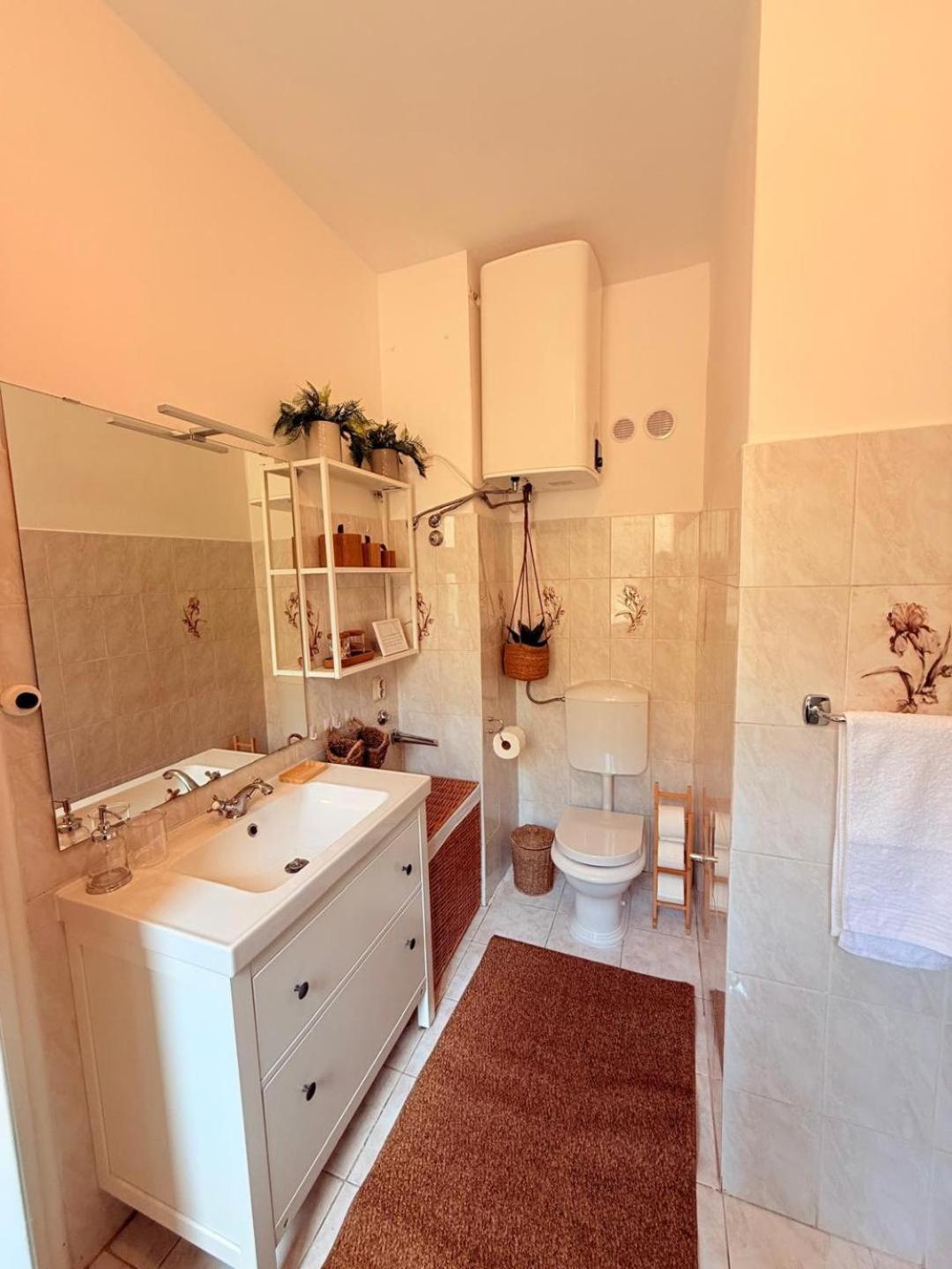 Brand New City Center Apartment Nostalgija Split Eksteriør billede